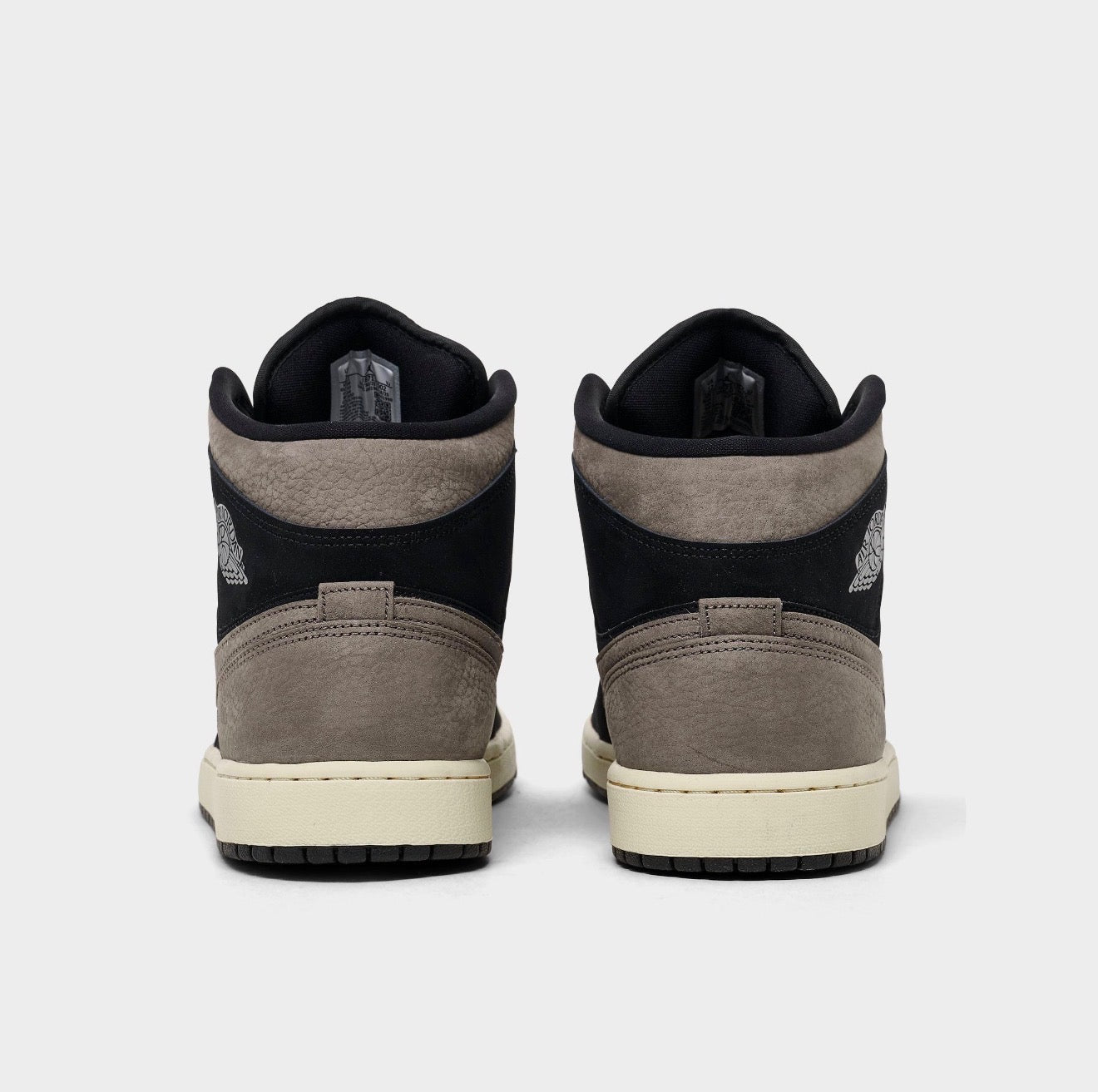 AIR JORDAN 1 MID SE CASUAL