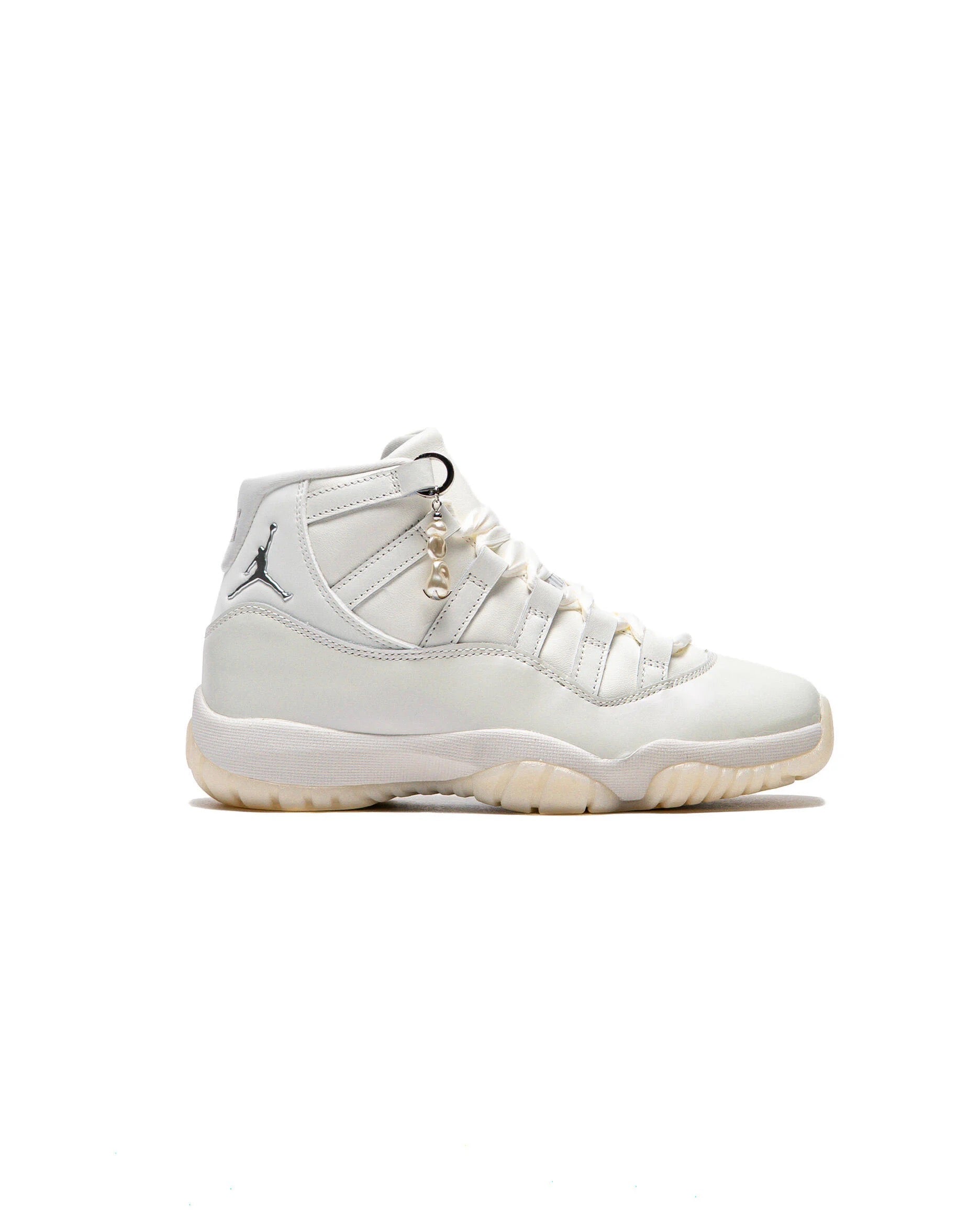 AIR JORDAN 11 RETRO PEARL