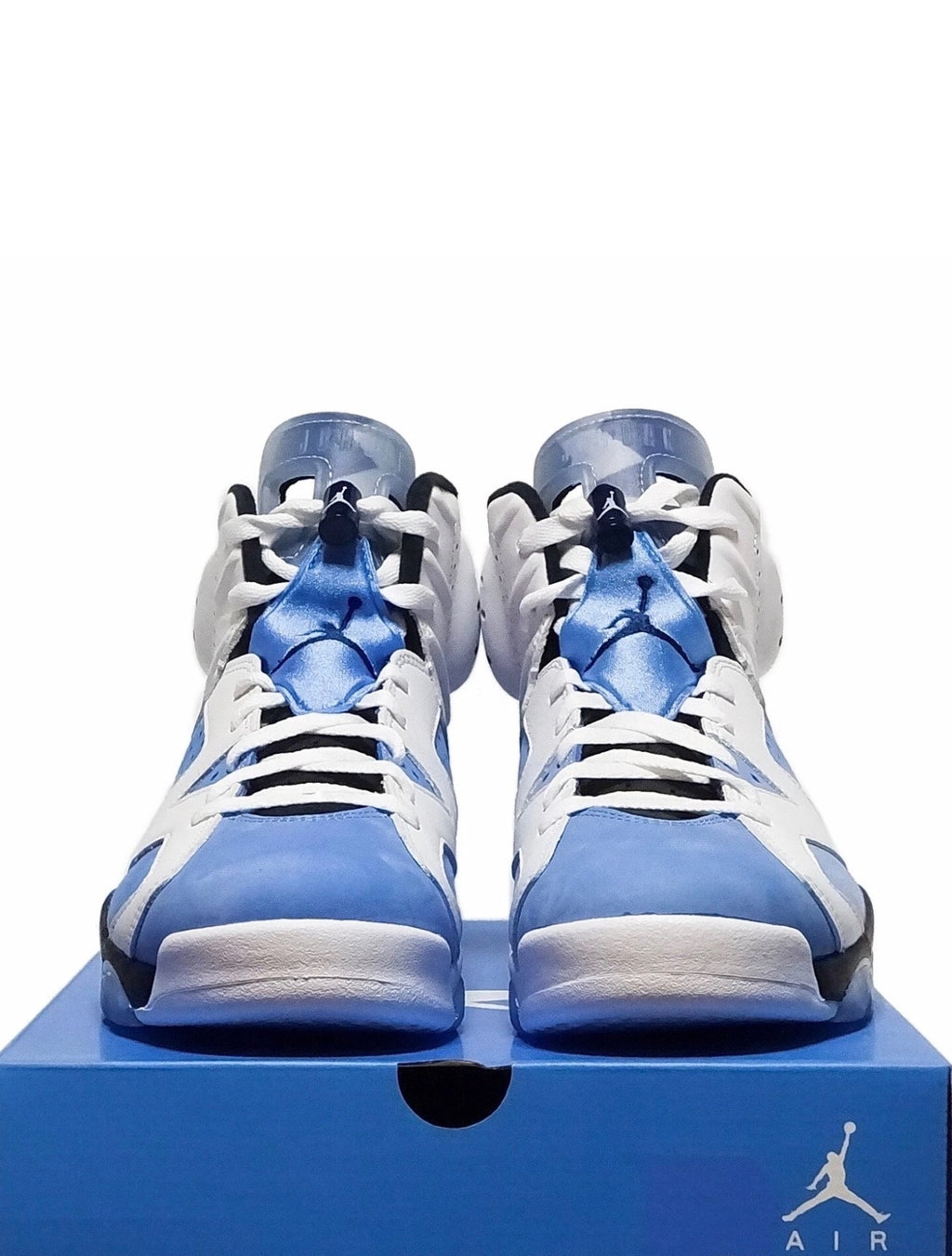 AIR JORDAN 6 RETRO UNC UNIVERSITY