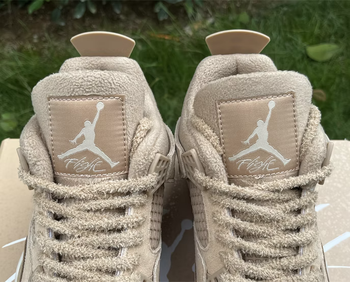 Air Jordan 4 "Cozy Girl