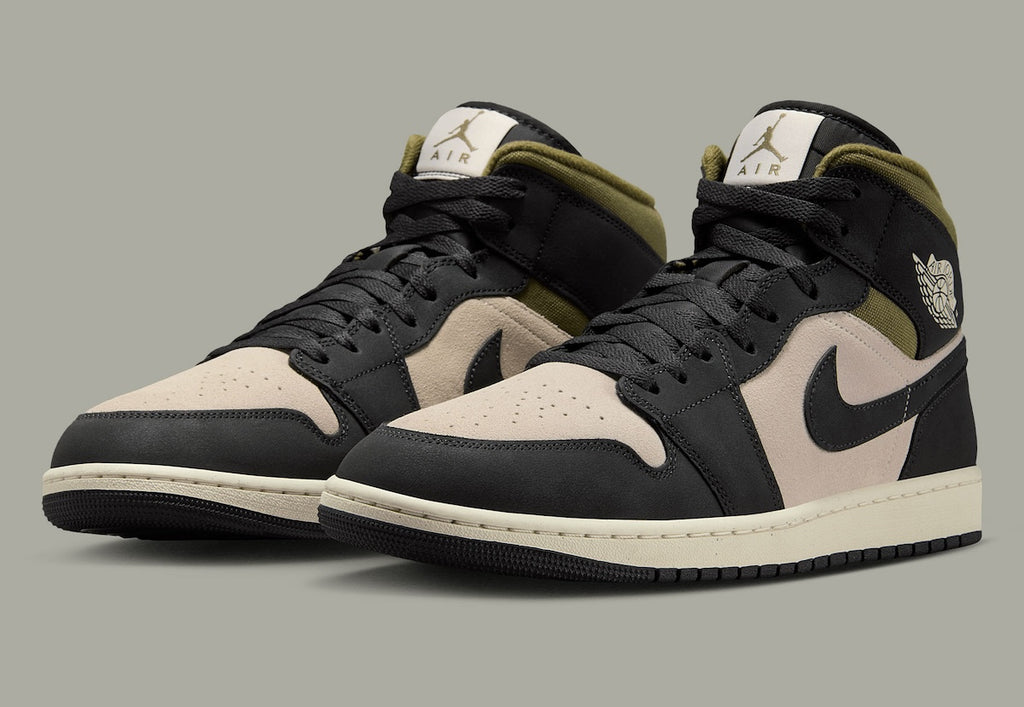 AIR JORDAN 1 GETS A CANVAS